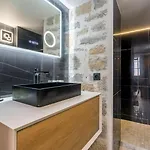 Le Bourgelat / 3 Ch / 6 Pers / 2 Sdb Lyon