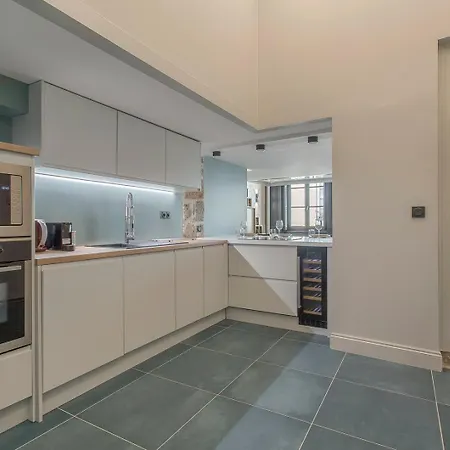 Apartment Le Bourgelat / 3 Ch / 6 Pers / 2 Sdb *