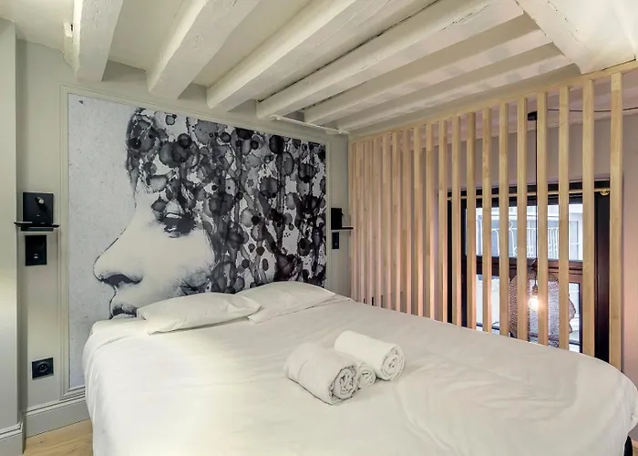 Le Bourgelat / 3 Ch / 6 Pers / 2 Sdb Apartamento