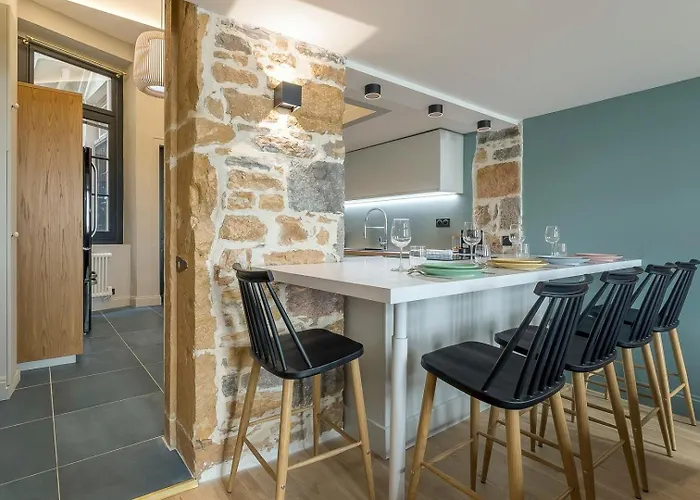 Apartamento Le Bourgelat / 3 Ch / 6 Pers / 2 Sdb Lyon